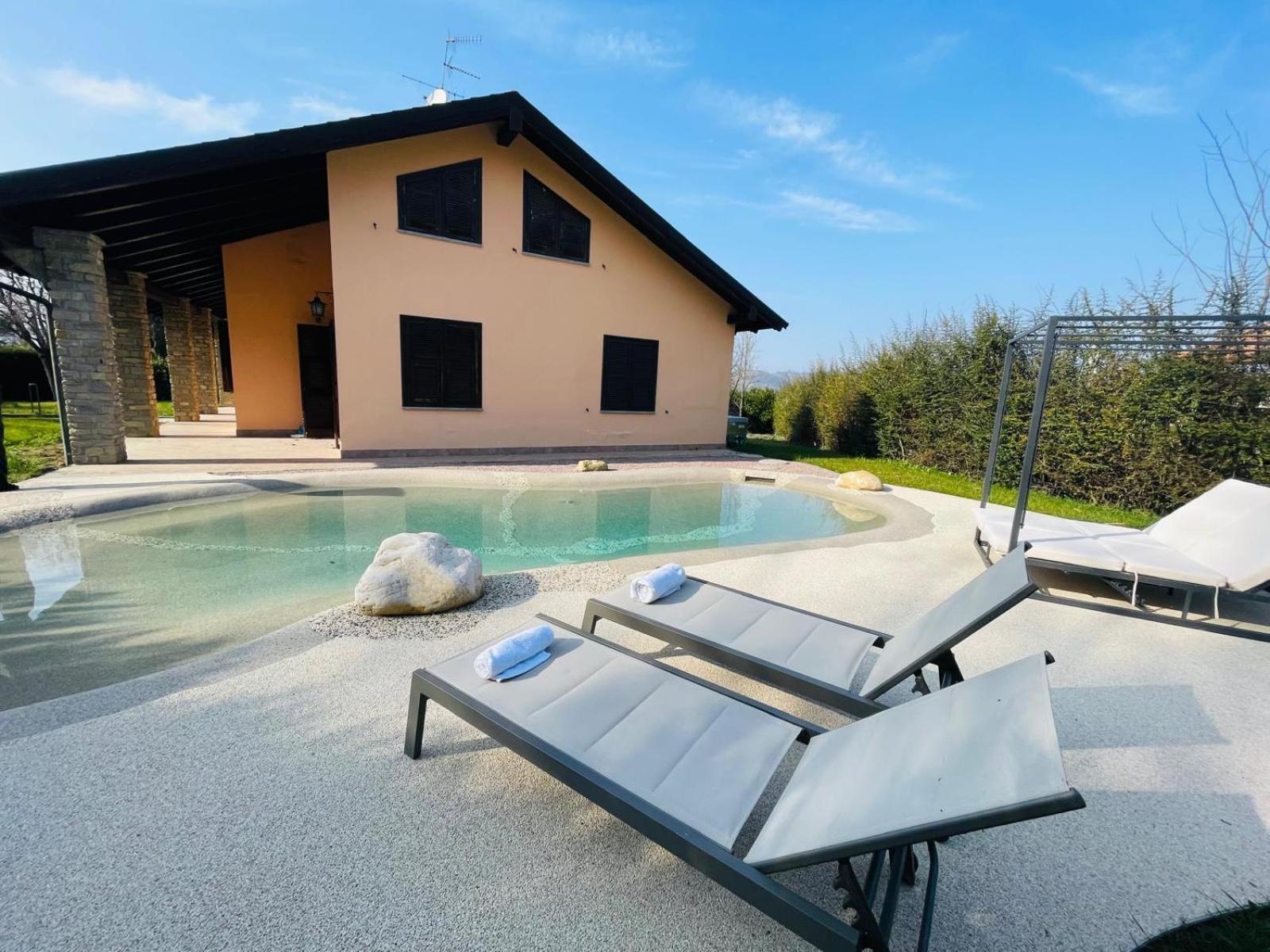 Holiday Flat In Villa San Gregorio With Pool Melazzo Esterno foto