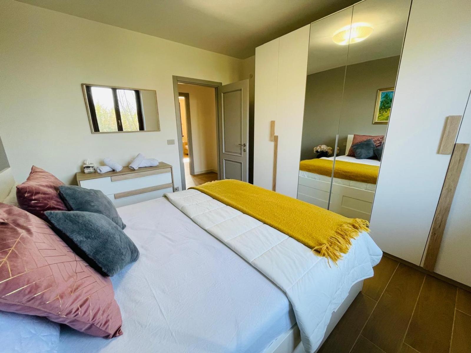 Holiday Flat In Villa San Gregorio With Pool Melazzo Esterno foto